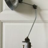 Workshop lamp with vice base from the 40s/50s