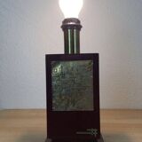 1980s vintage lamp base in red wood and gold metal.