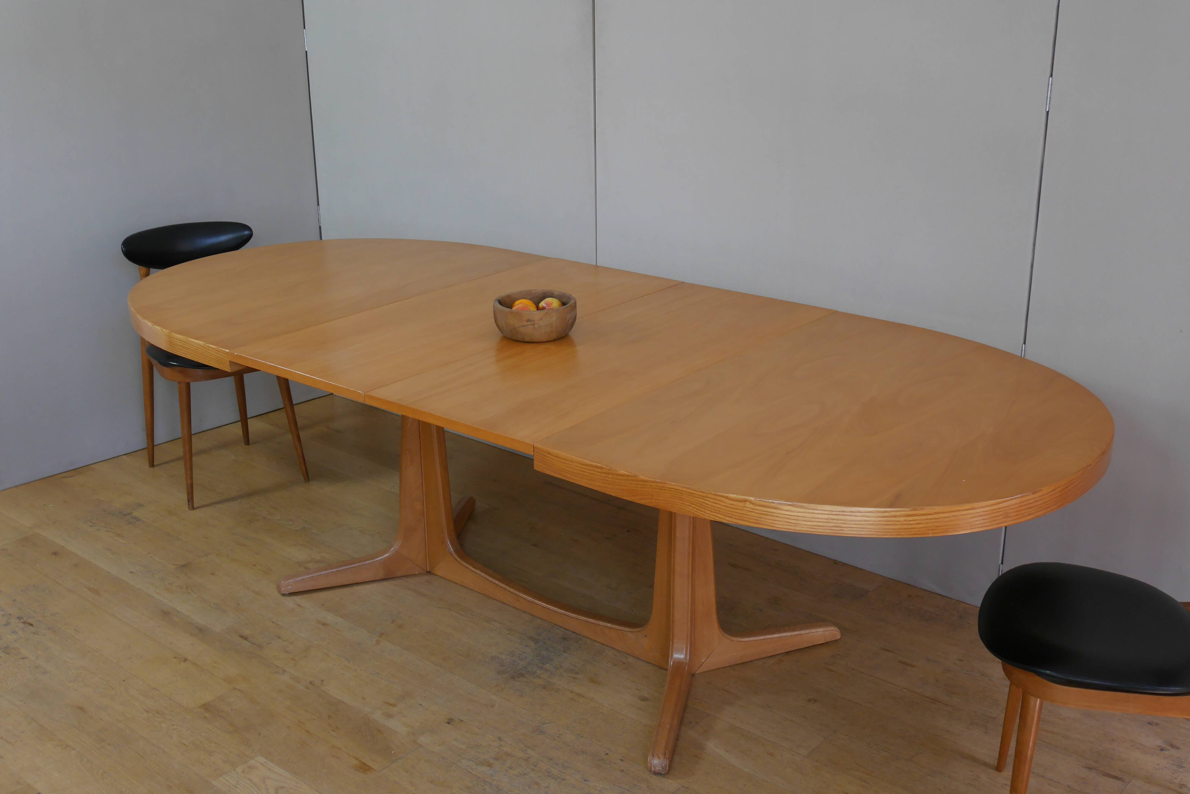 Oval table with 2 extensions baumann vintage central foot