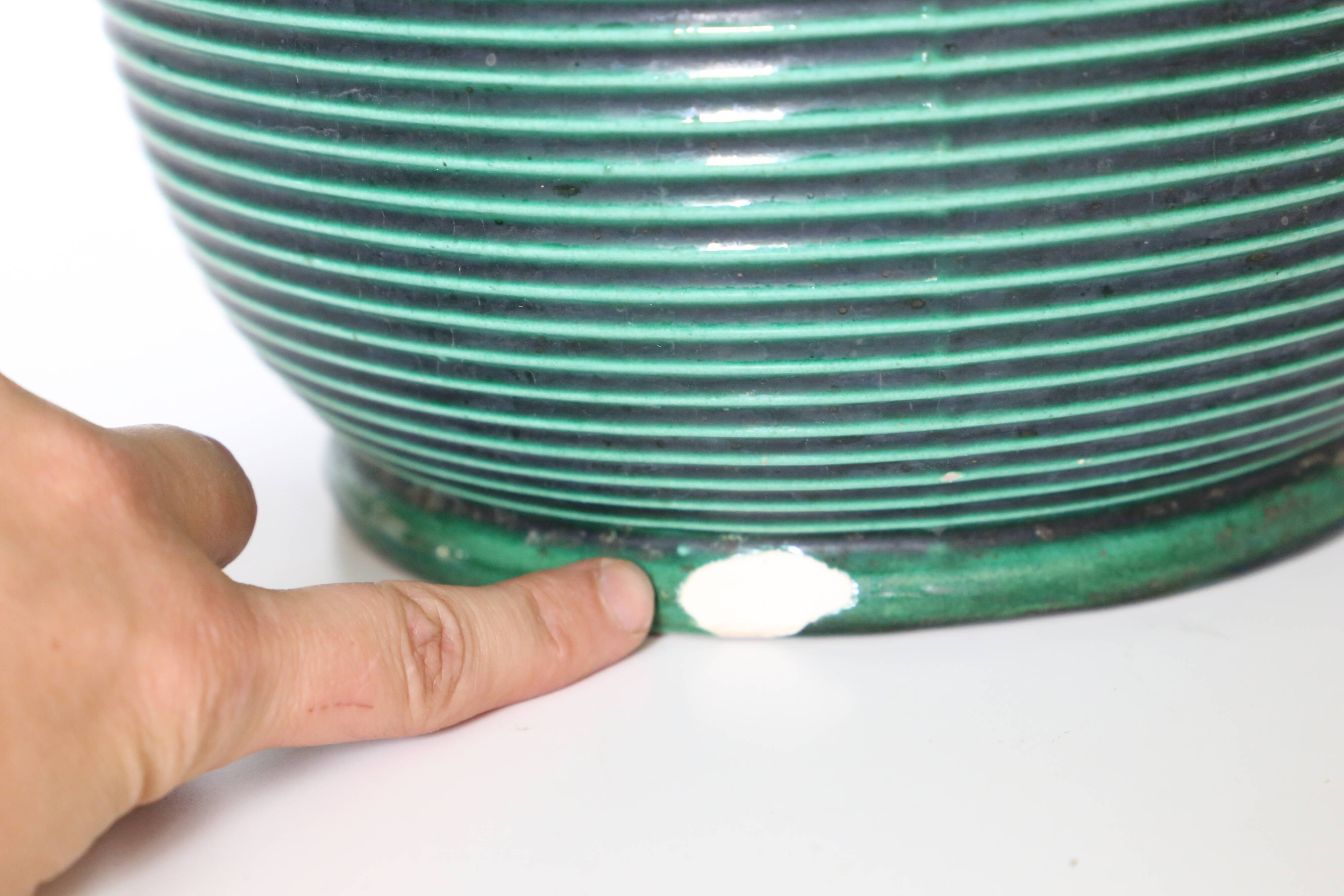 Large pot cache Saint Clément