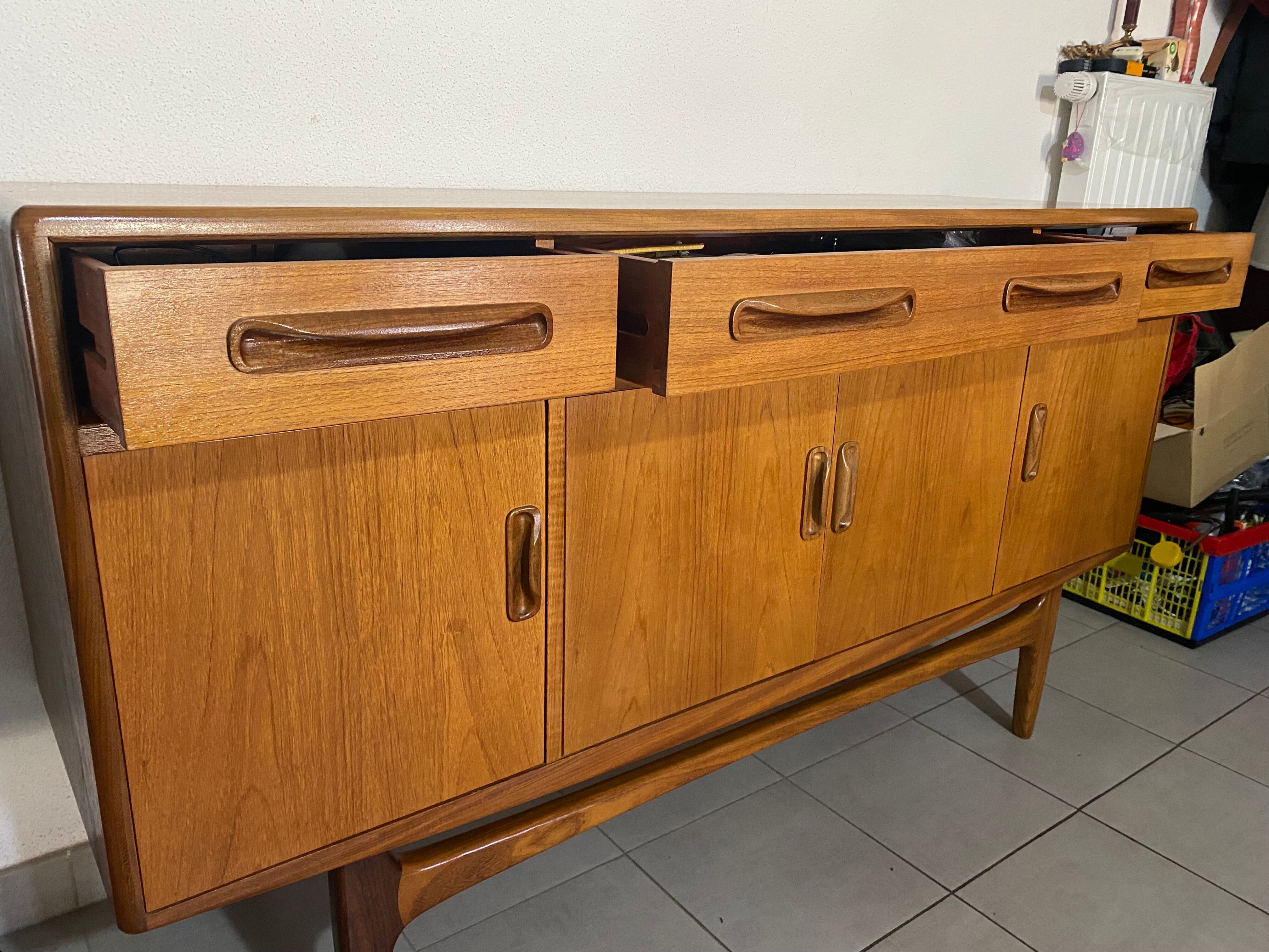 Scandinavian teak row G-Plan By Victor Wilkins 1960