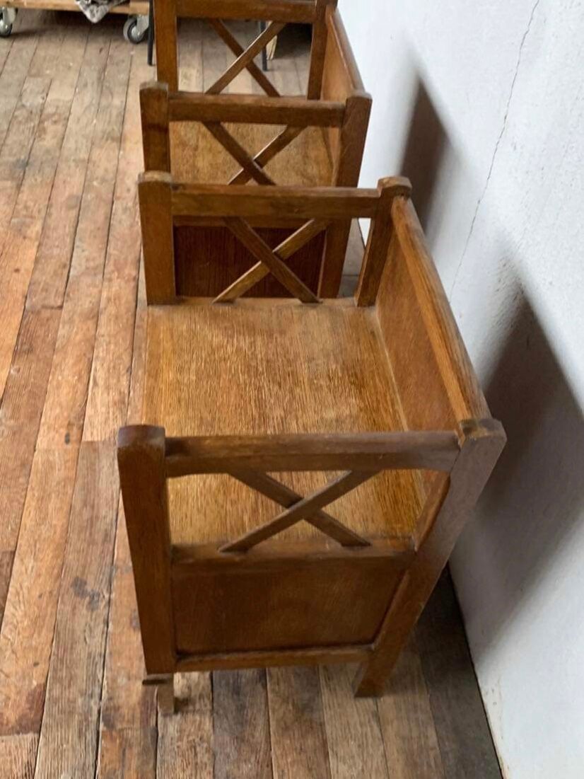 Paire de chevets vintage en chêne clair années 1950 pieds compas