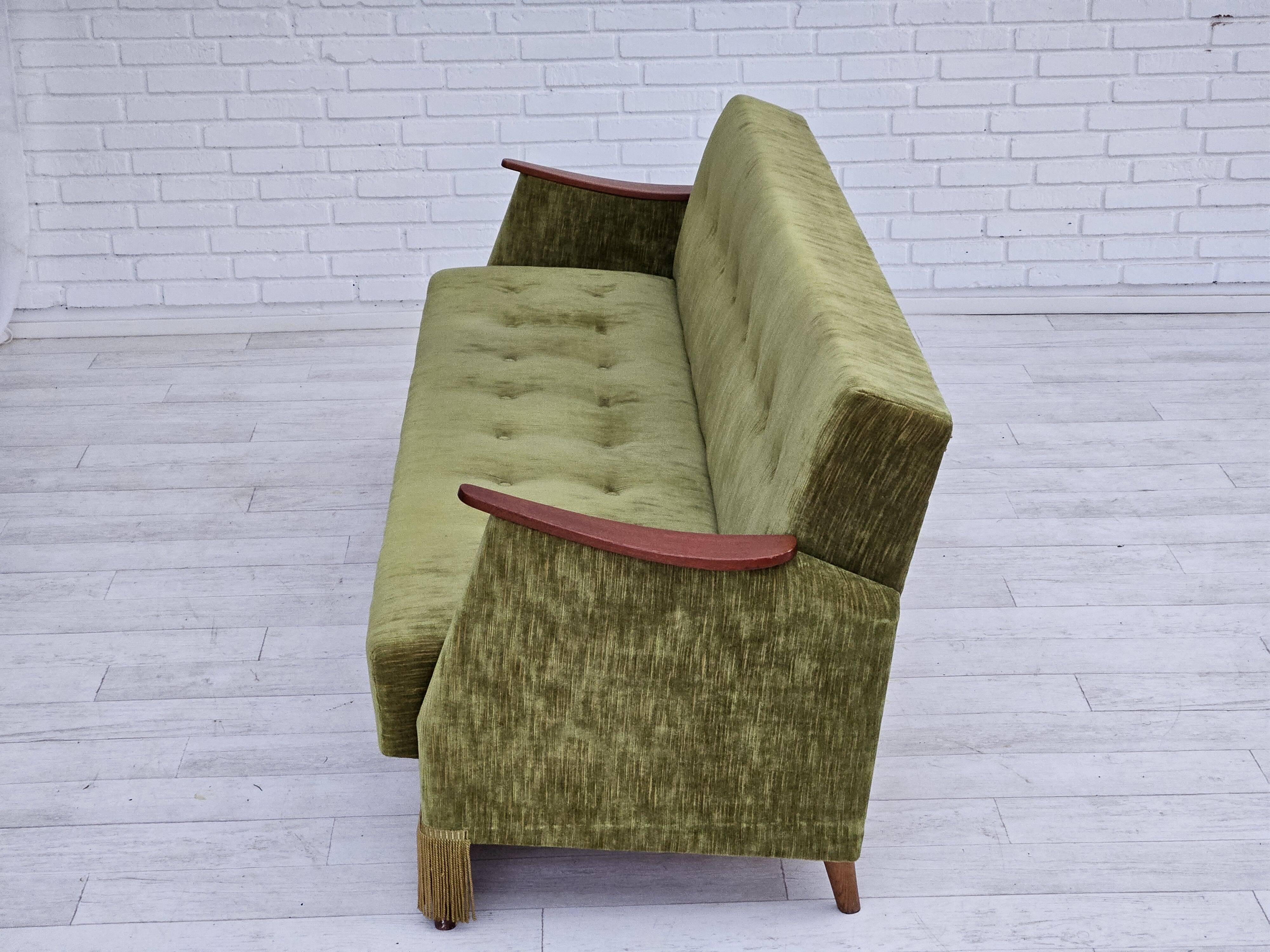 Années 1970, canapé pliable danois