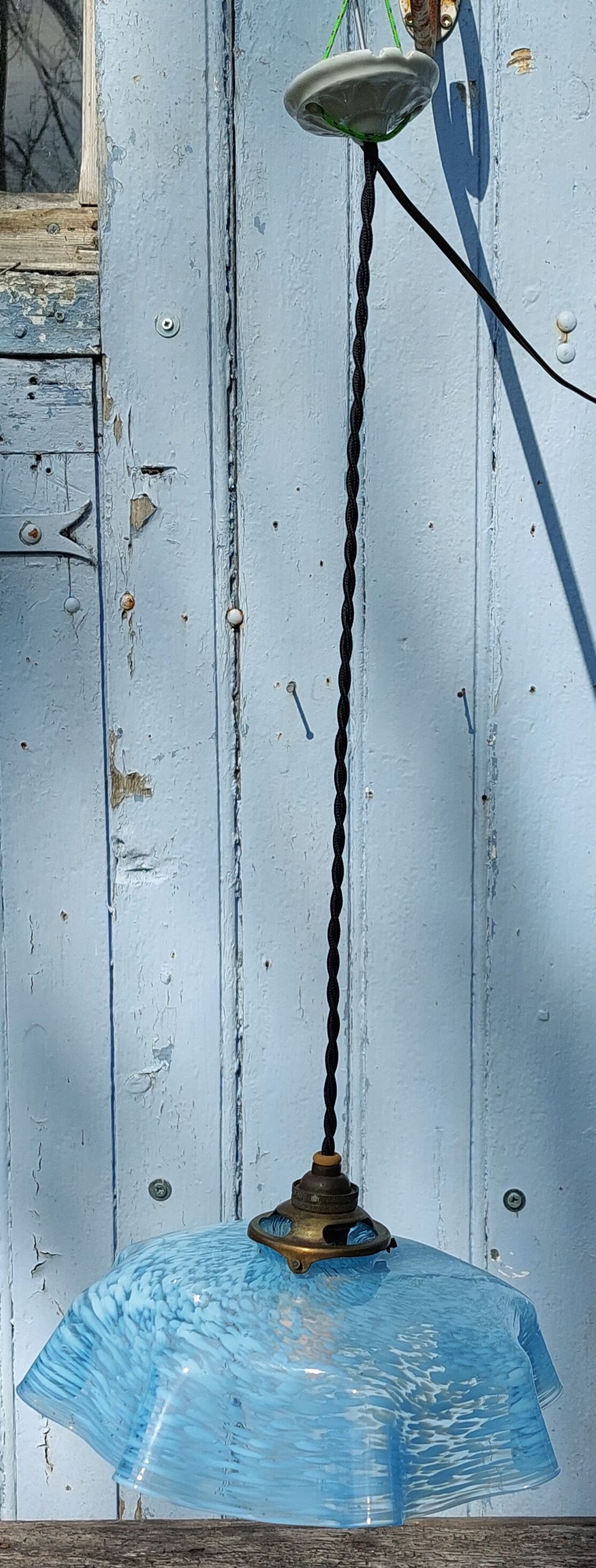 Clichy blue glass suspension