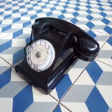 Vintage phone with Bakelite dial