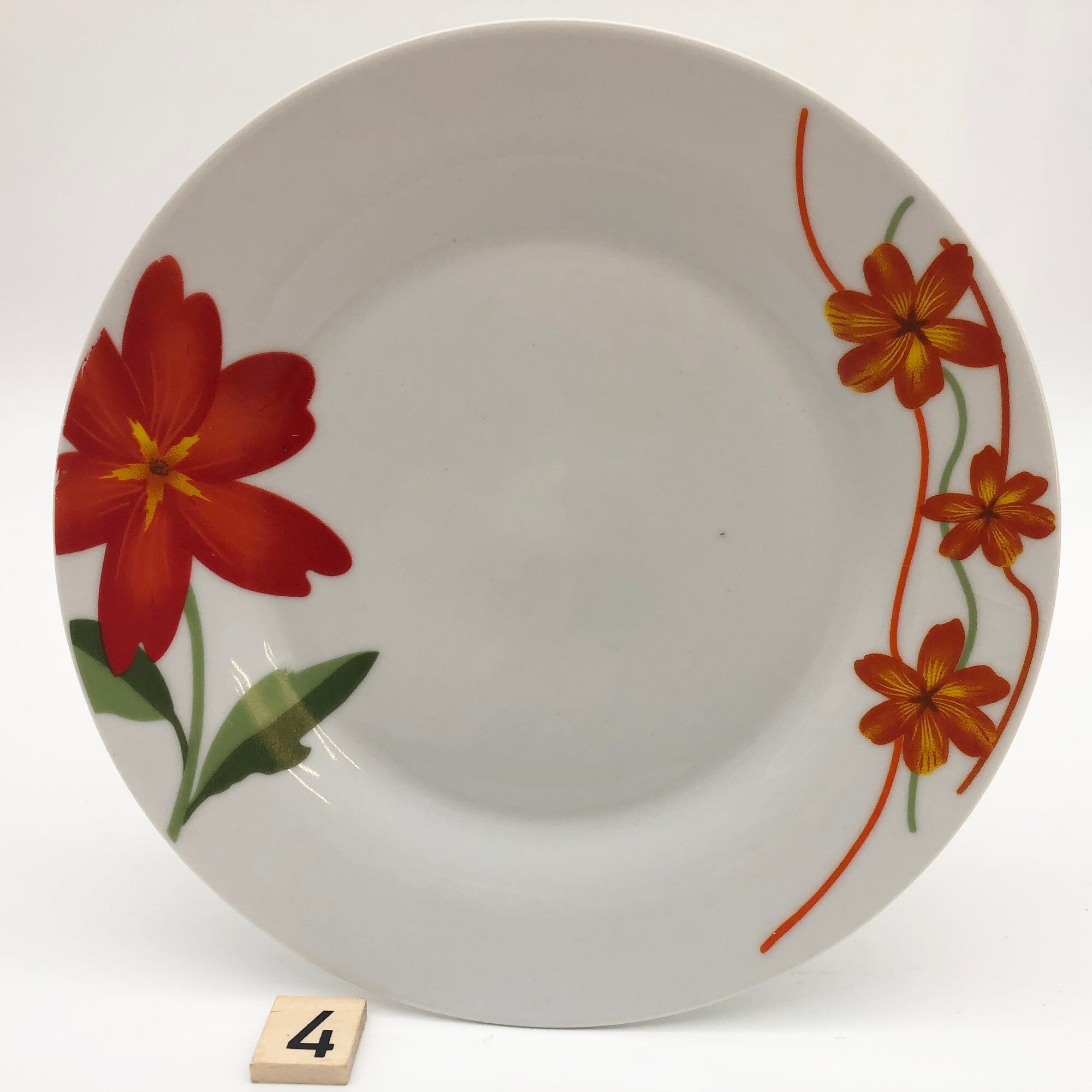 6 Dessert plates "Chriss G. Collection"