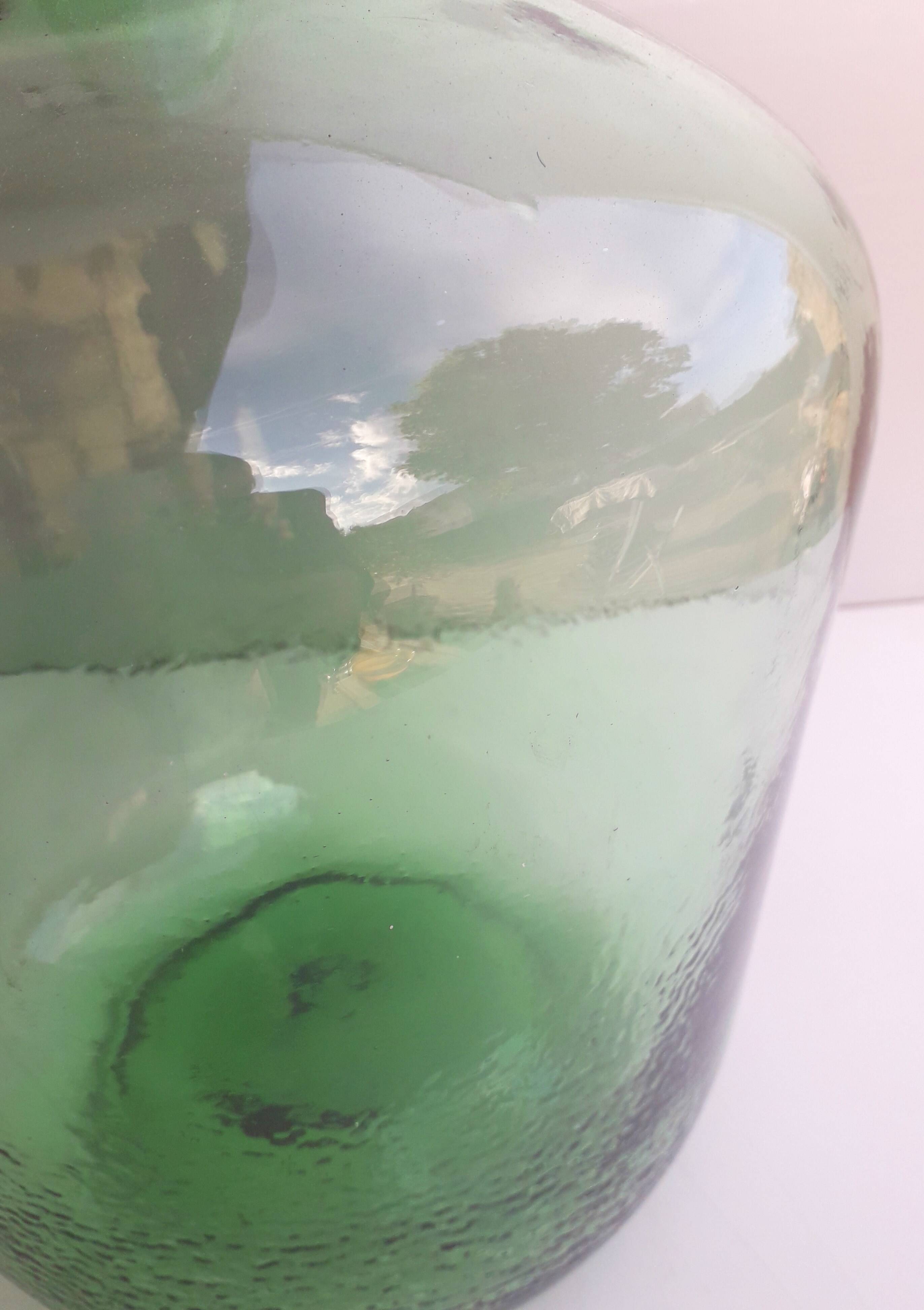 Dame Jeanne Molded Glass - 1960