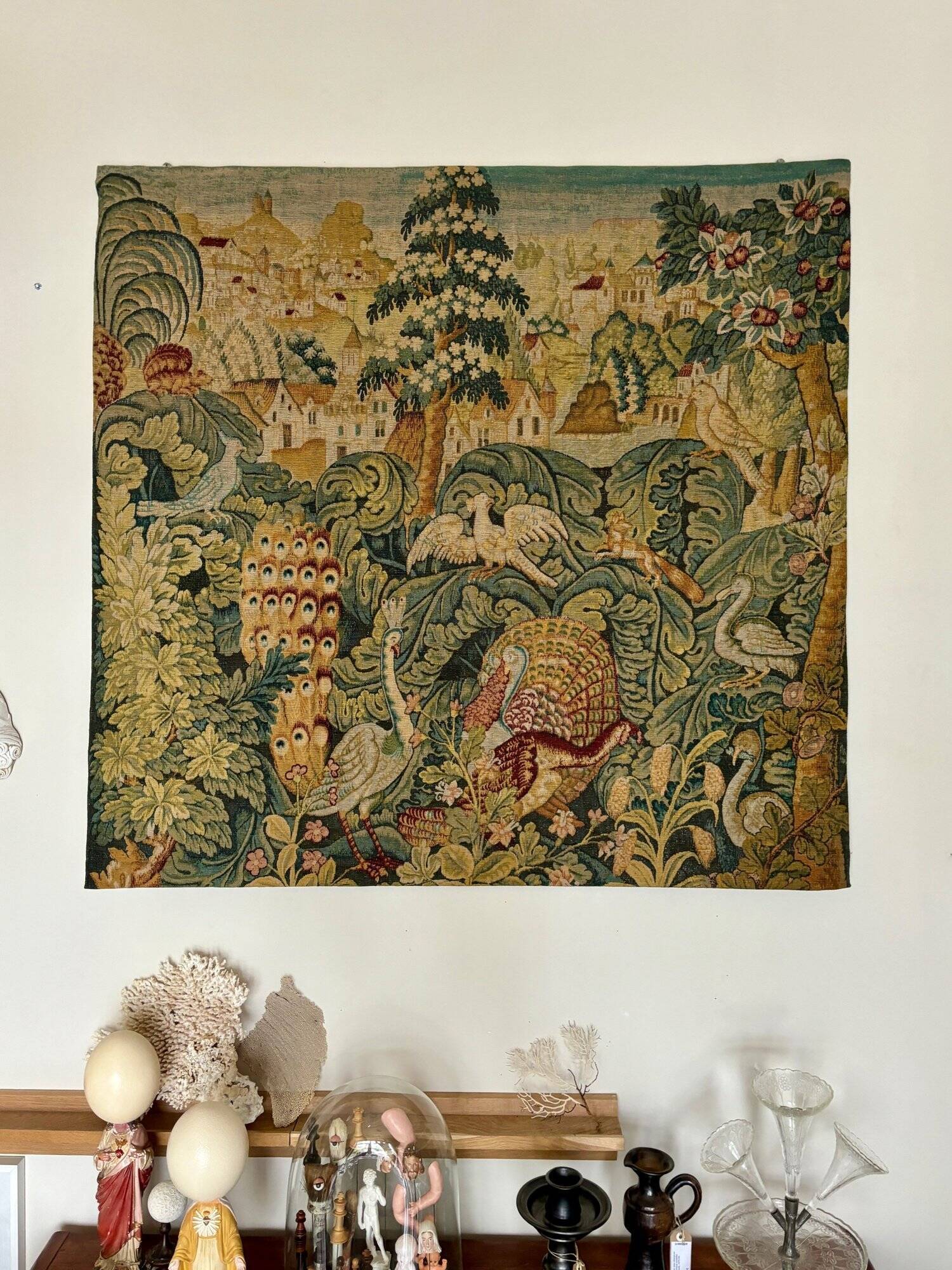 Aubusson tapestry from the Robert Four factory in wool and linen after "The Bestiary"