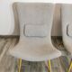 Paire de fauteuils restaurée par Miroslav Navratil