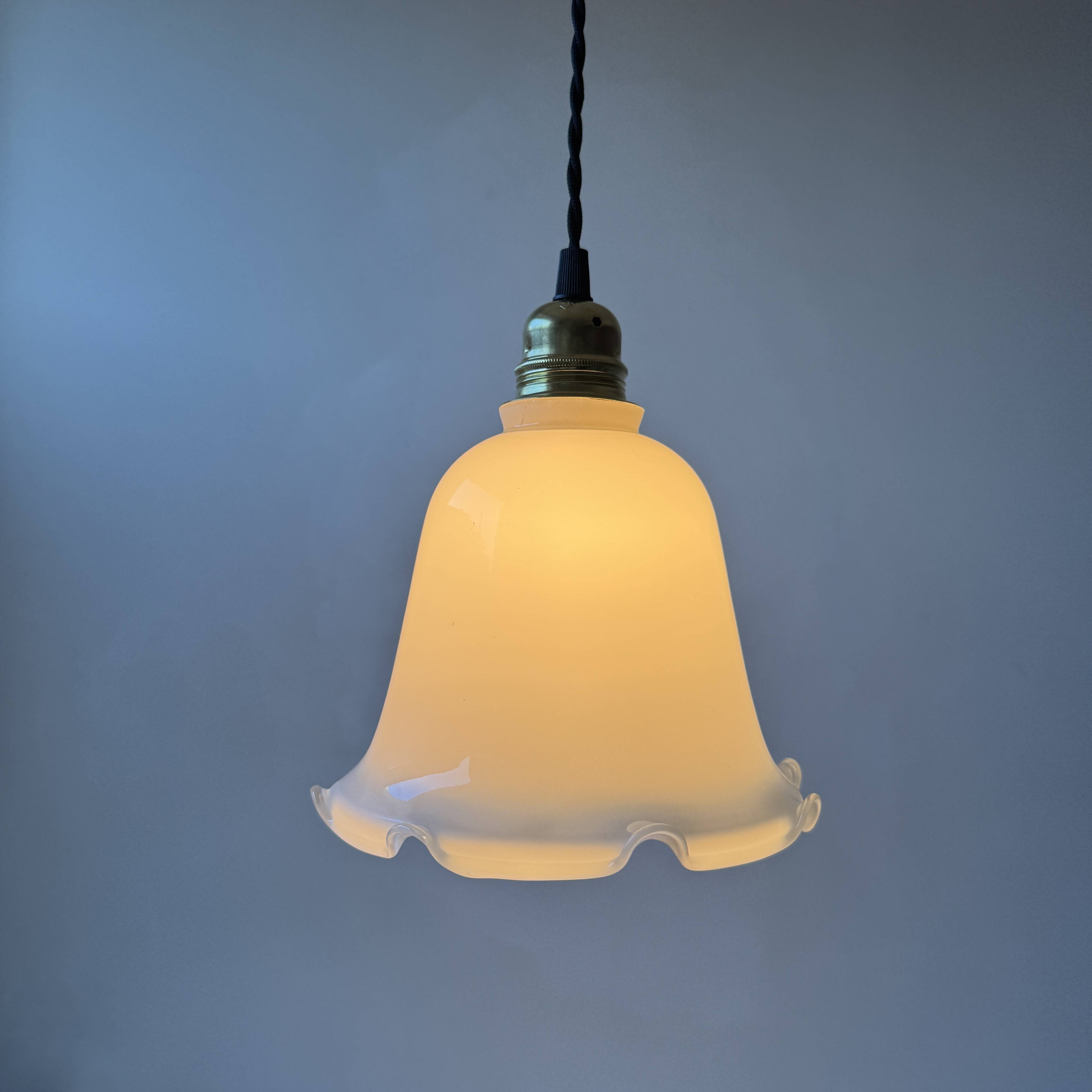 Lot 3 anciennes suspensions en opaline vintage