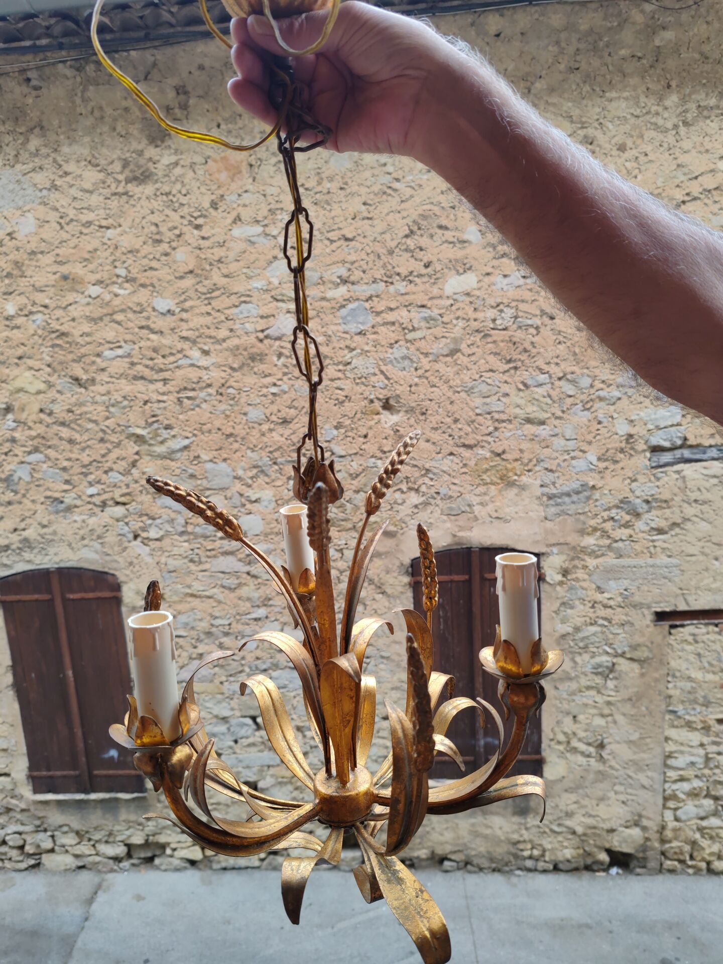Golden lustre