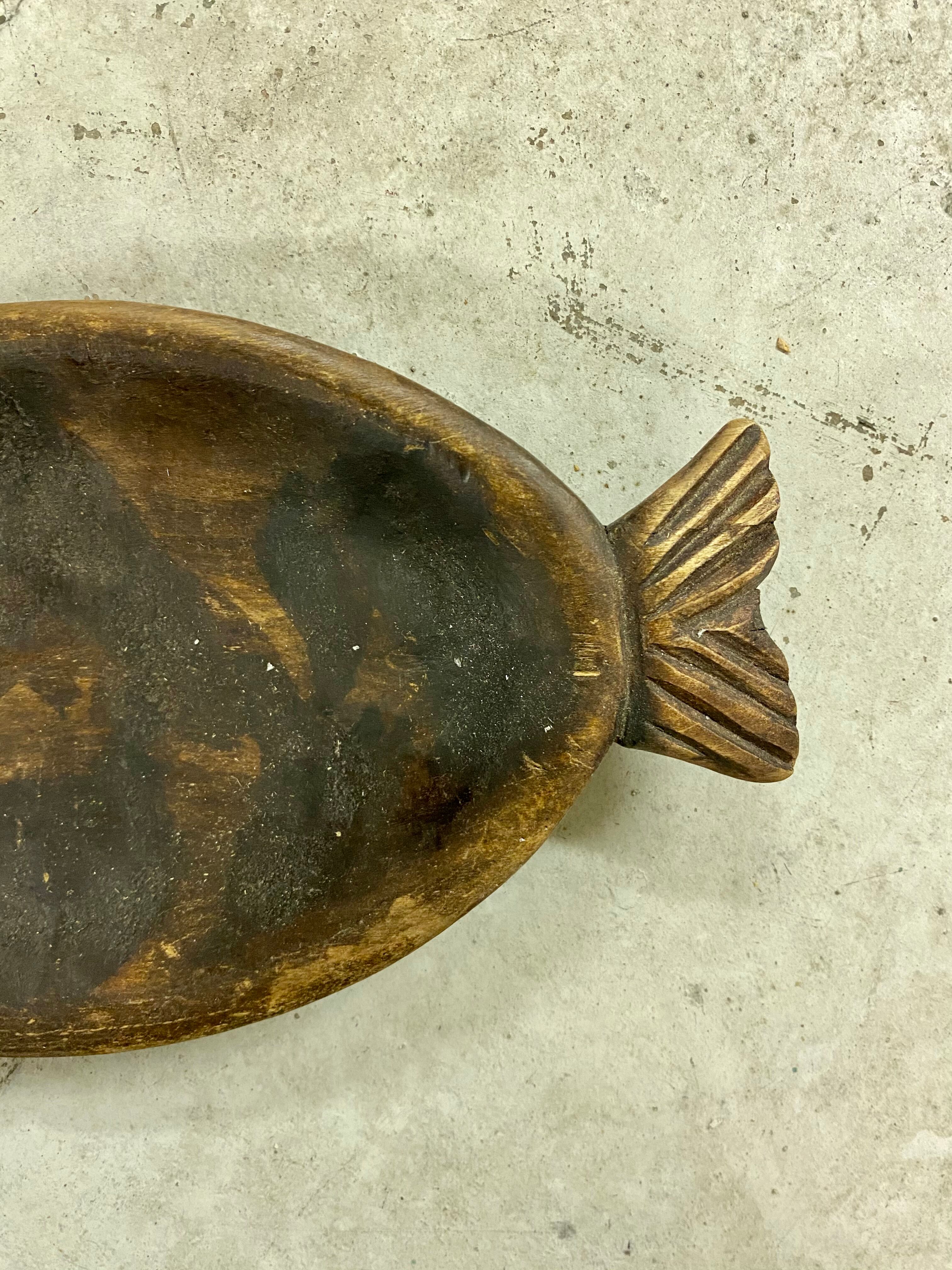 Wooden dish fish