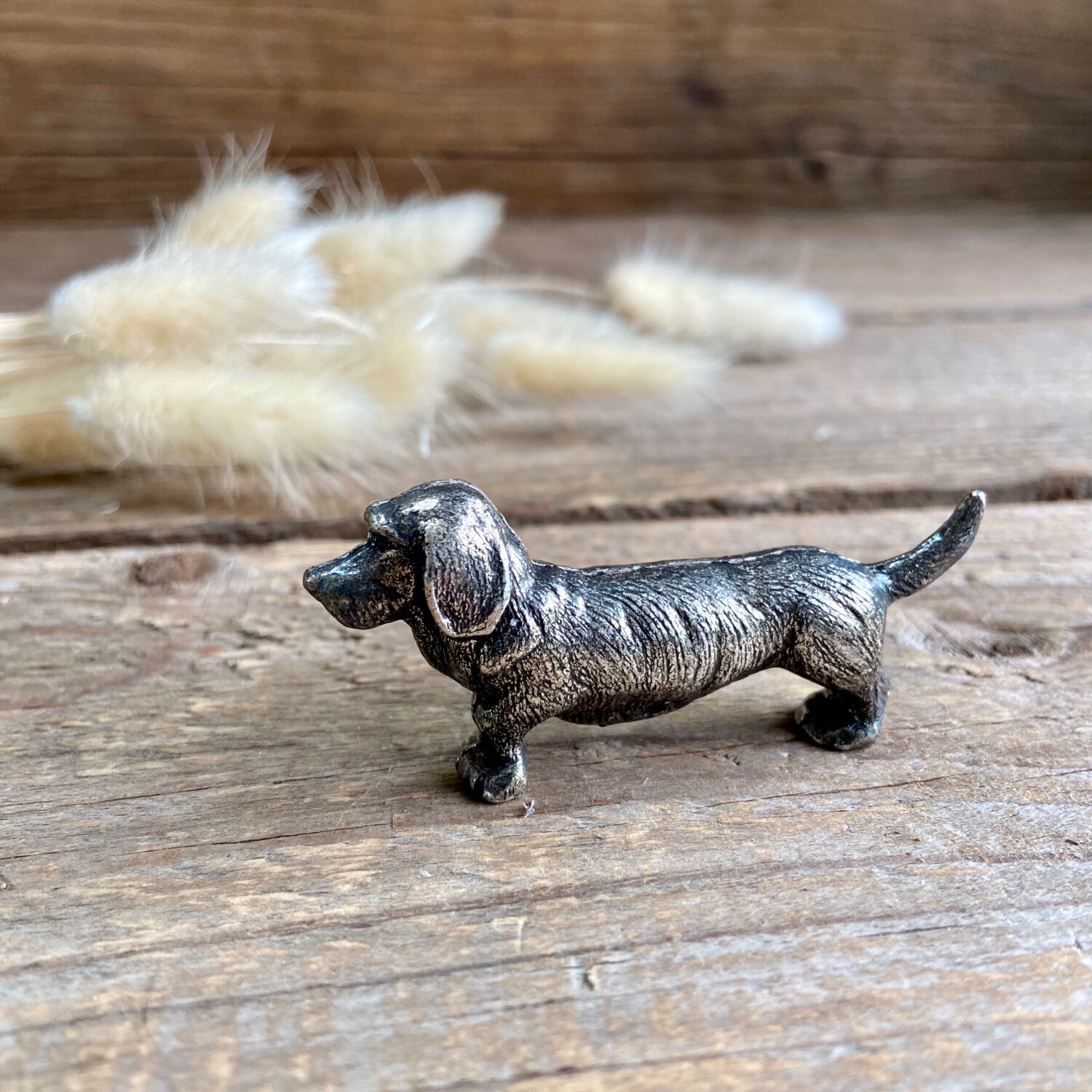 6 vintage dog knife holders