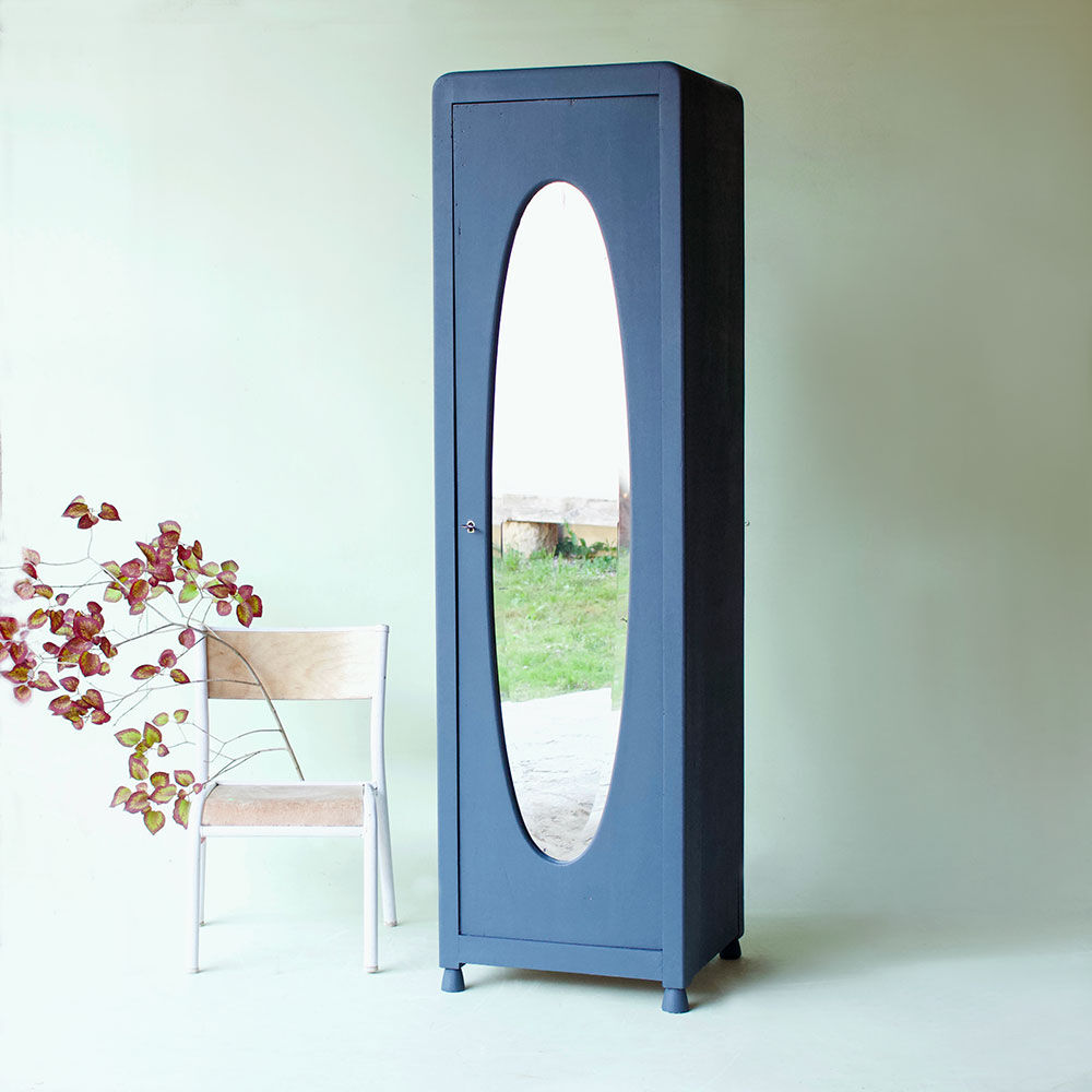 Cabinet 1 door beveled mirror