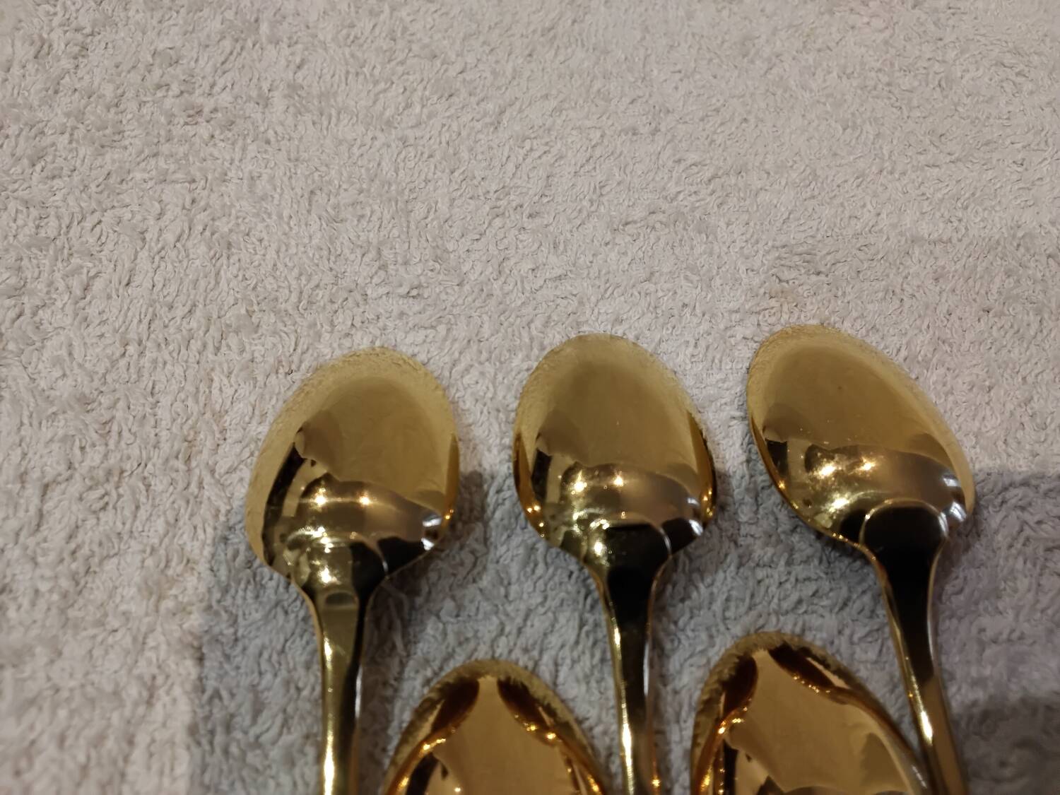 5 gilt metal mocha spoons by Christofle silversmiths, Cluny pattern, 10cm