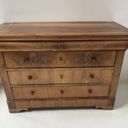 Louis Philippe chest of drawers in solid cherry wood, 19th century.