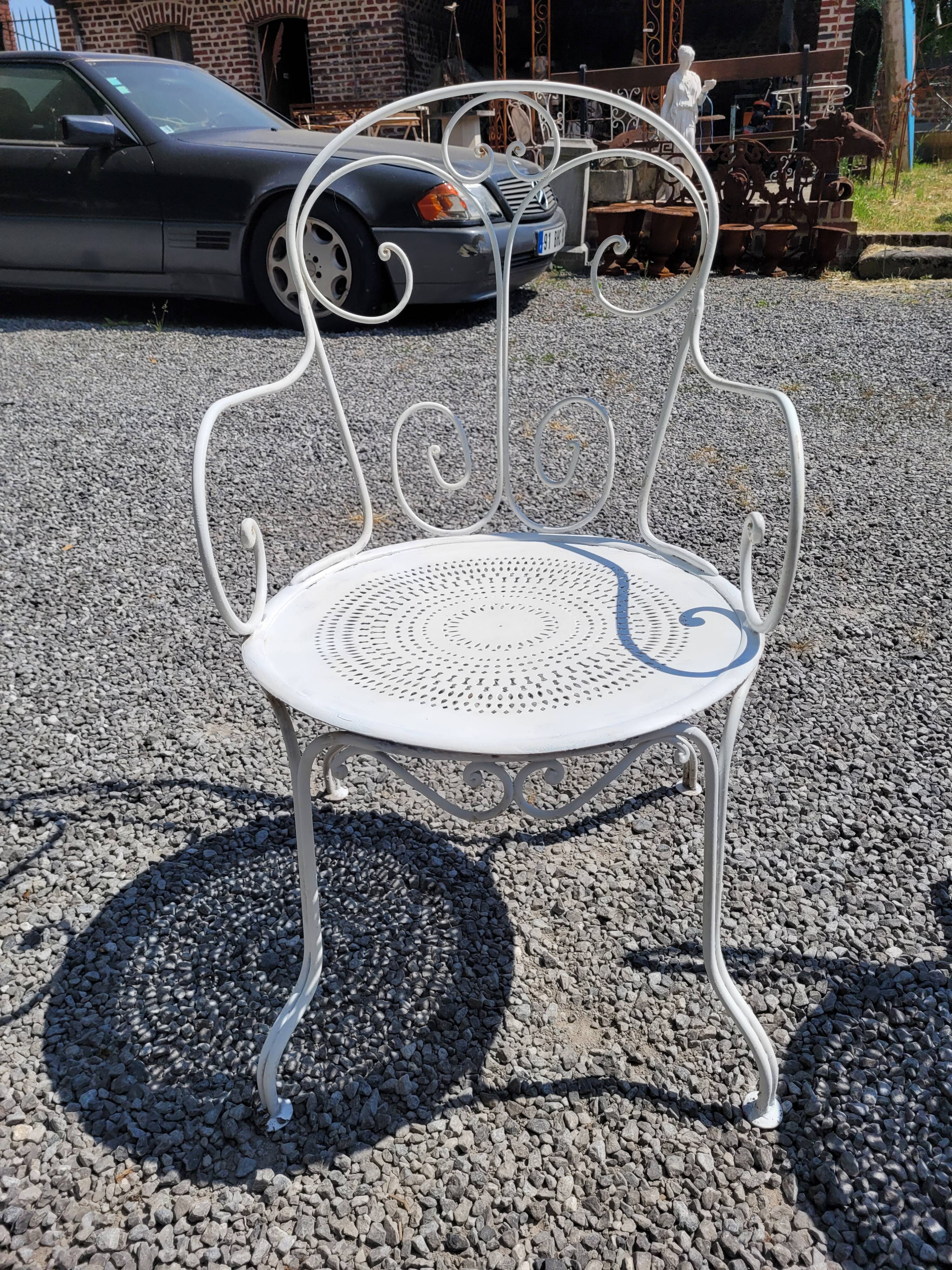 Old wrought iron garden furniture 3 armchairs + 2 chairs