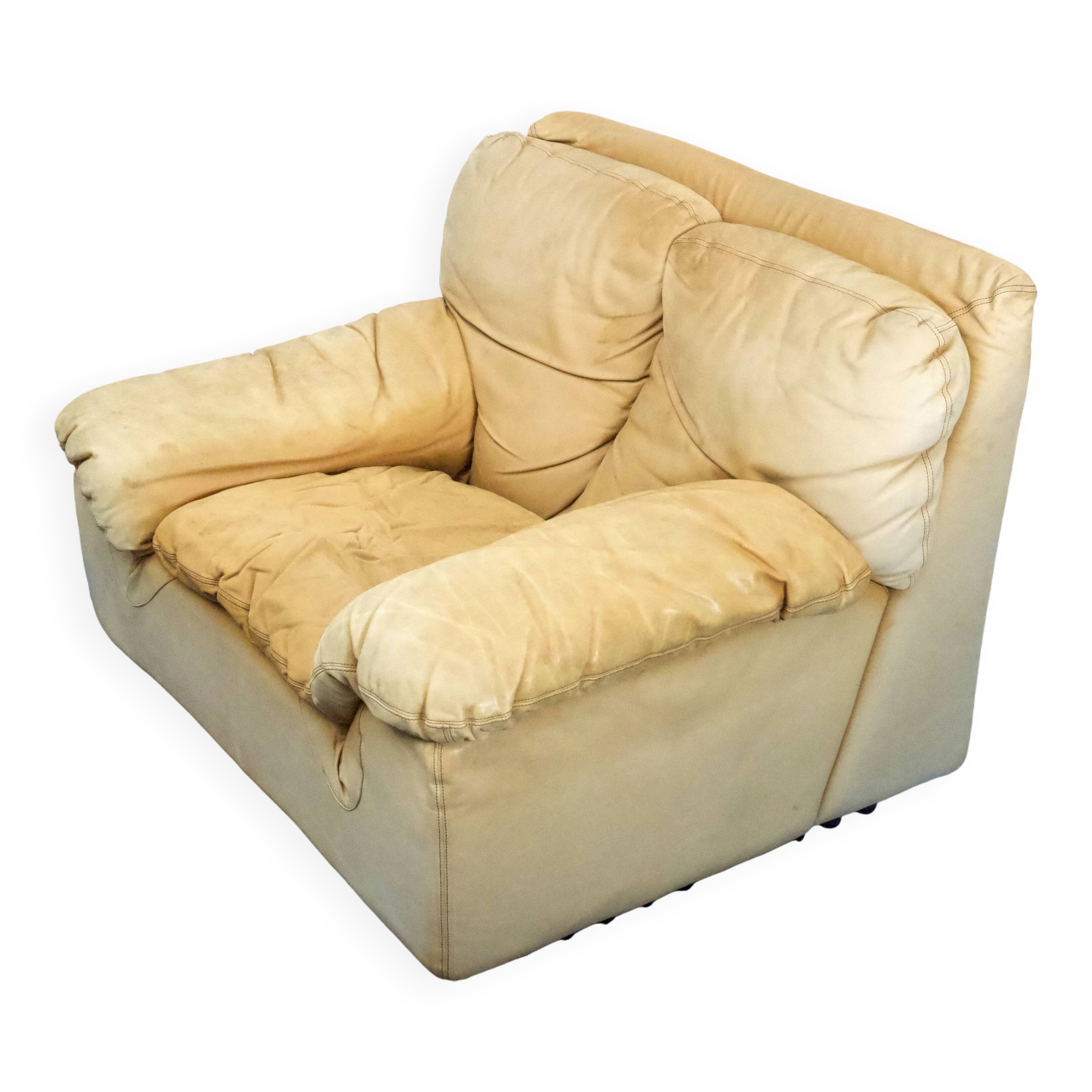 Vintage pair of leather armchairs by Ammannati and Vitelli for Brunati, Italy 1970s.