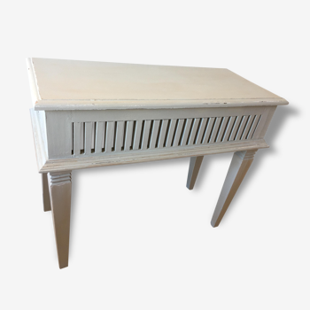 Beautiful console in gray-green patinated wood