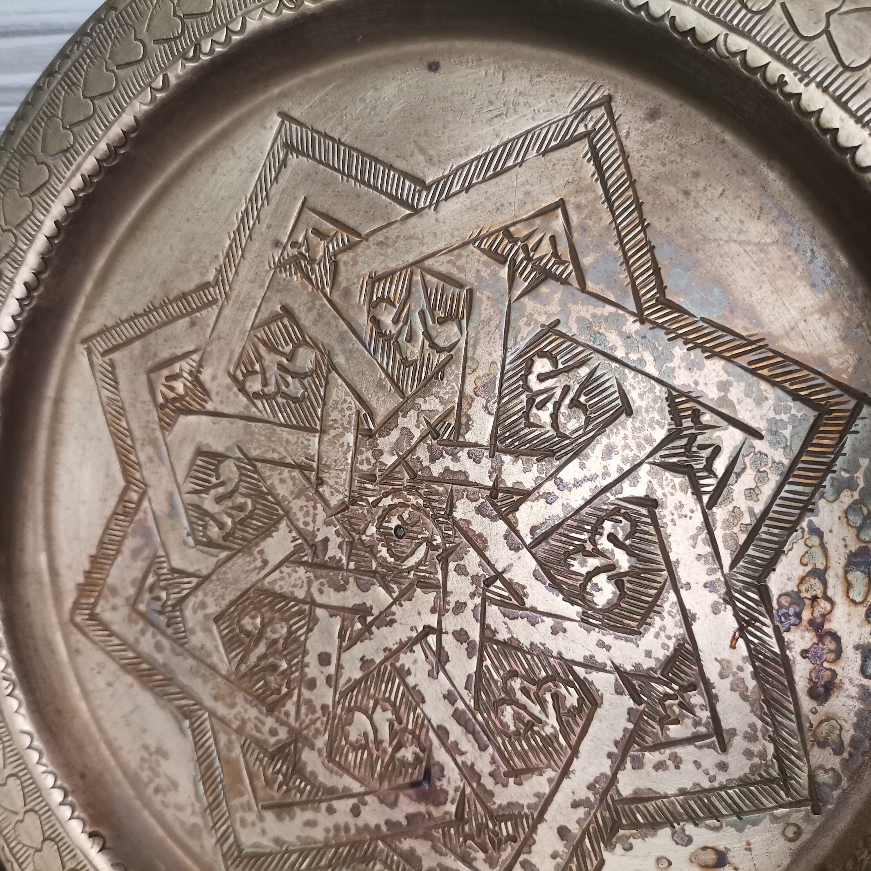 Set of 3 vintage moroccan brass decorative wall plates