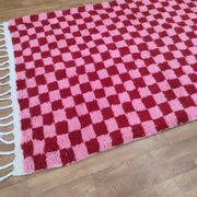 Tapis en laine pure fait main traditionnelle rose et rouge 150/250 cm