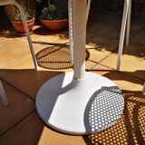 Table de bistrot pied tulipe et 3 chaises bistrot