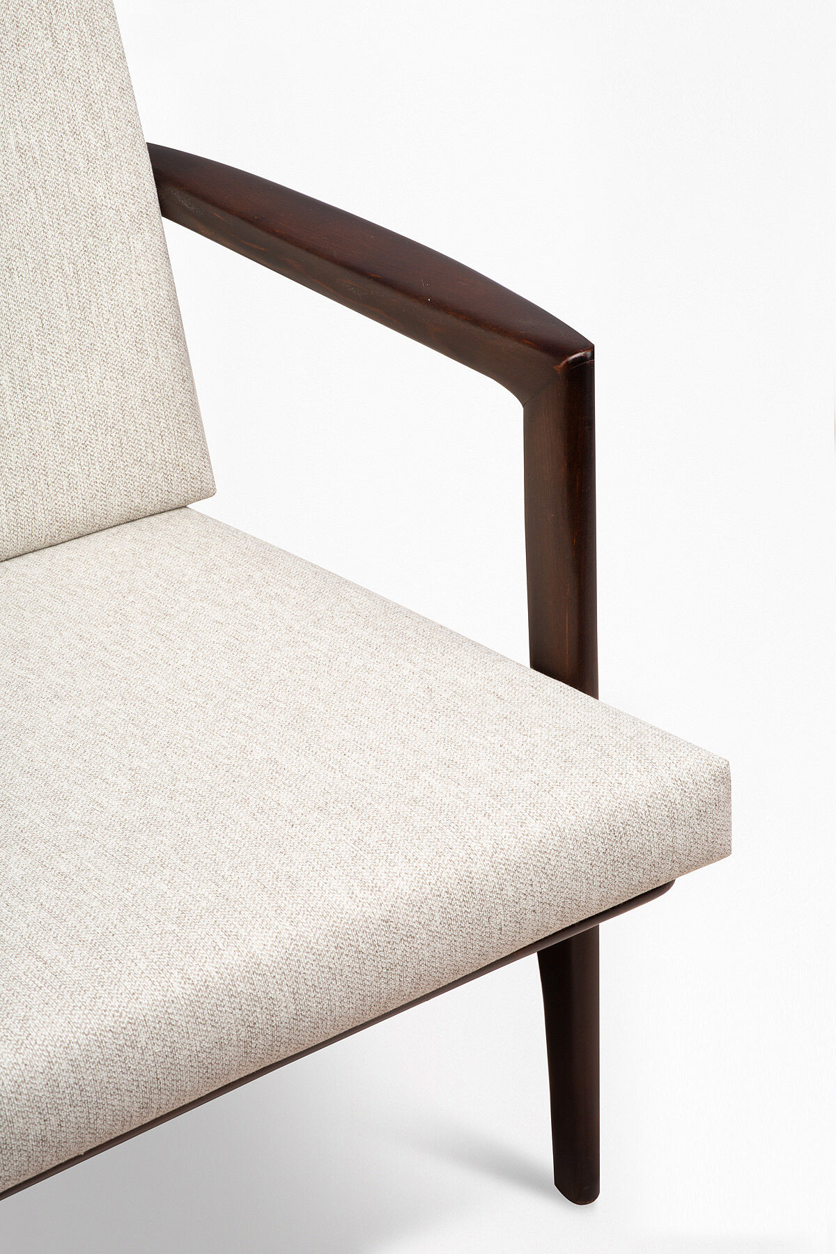 Pair of type 300-139 stefan armchairs