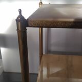 Alabaster harness brass foot