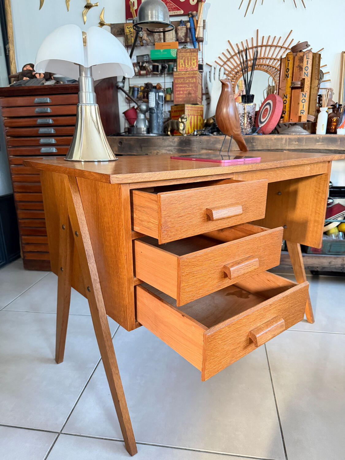 Vintage desk with tapered legs