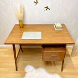 Bureau pieds compas