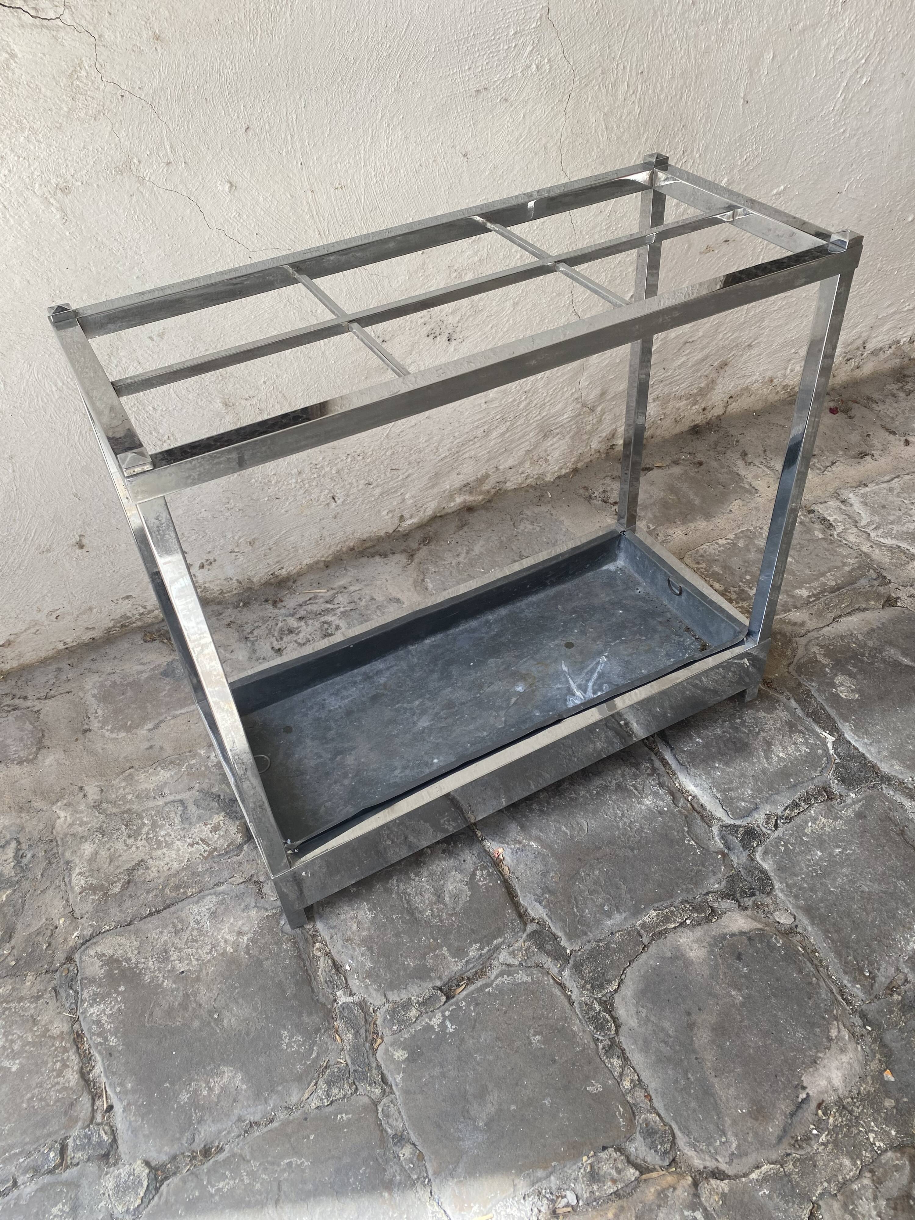 Chromed metal umbrella stand