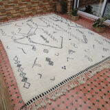 Carpet Beni Ourain 337 x 256 cm