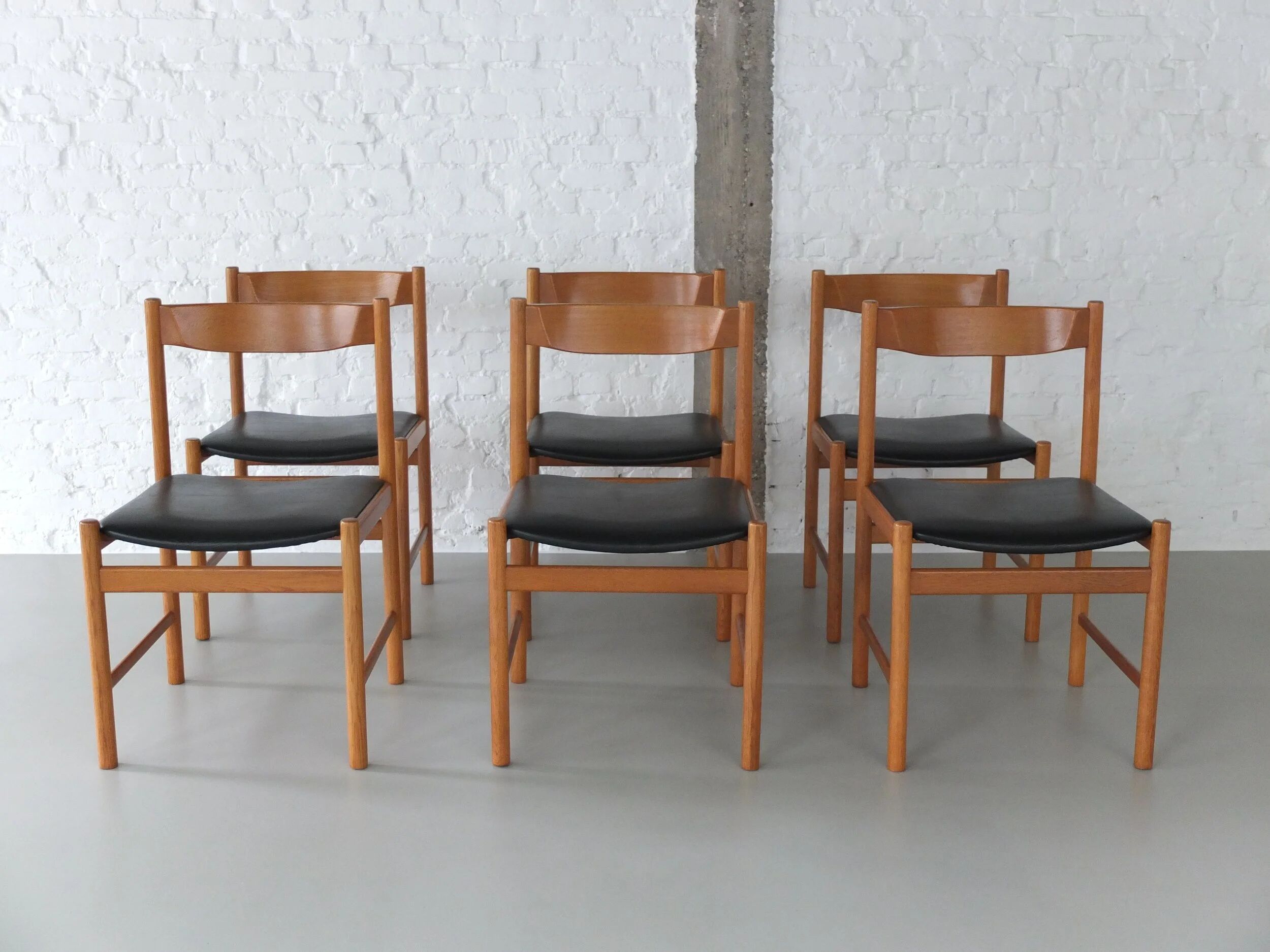 Dining set in natural oak by Meubelatelier Vanda, 1970s