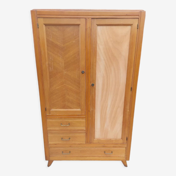 Armoire parisienne triple fonction