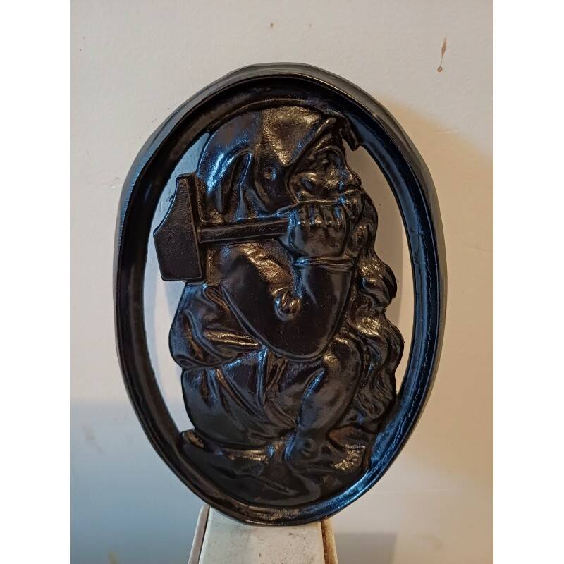 Mason font character with hammer "blacksmith"