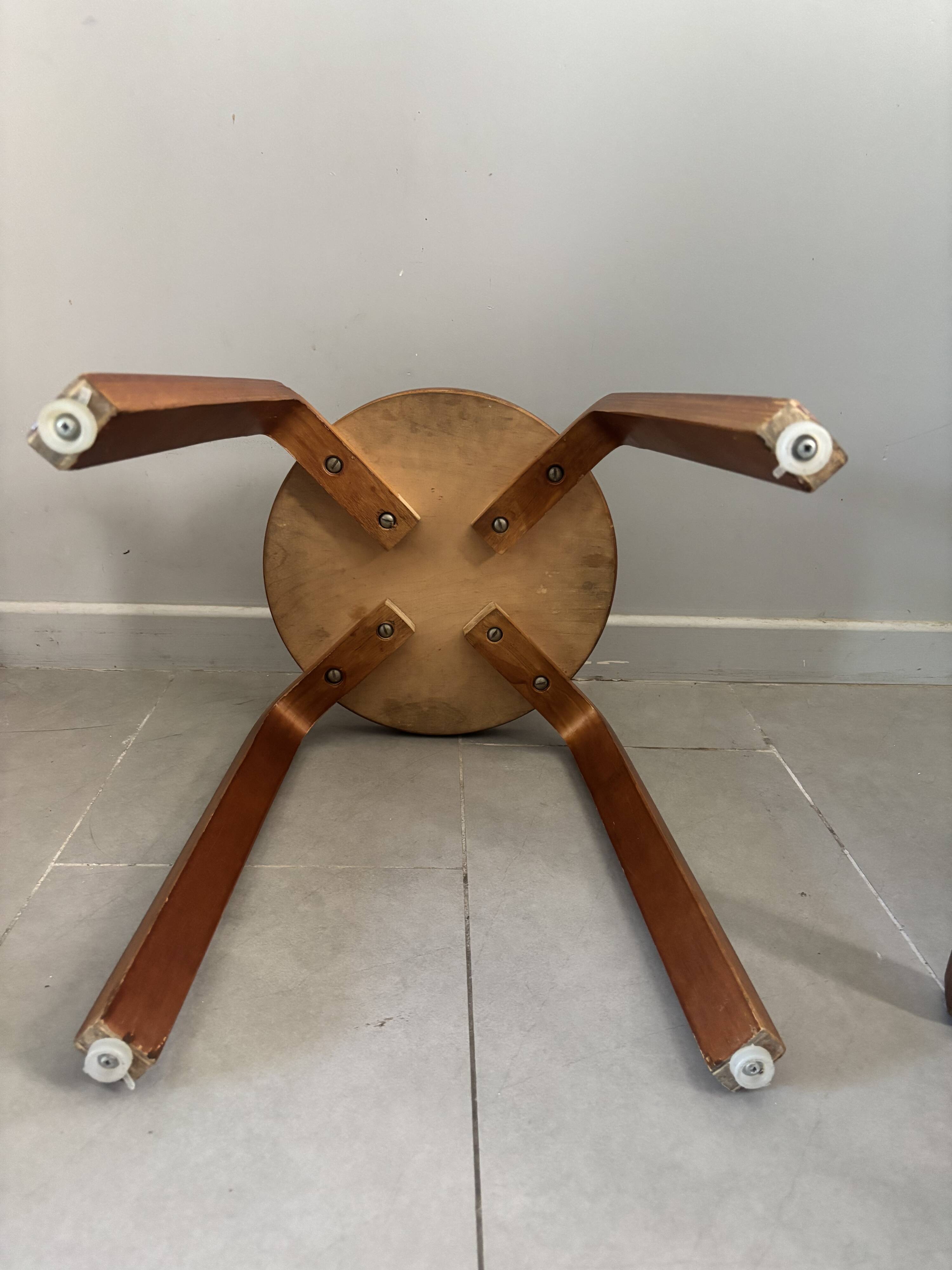 Pair of Artek stools model E60 (rare version with 4 legs), Alvar Aalto