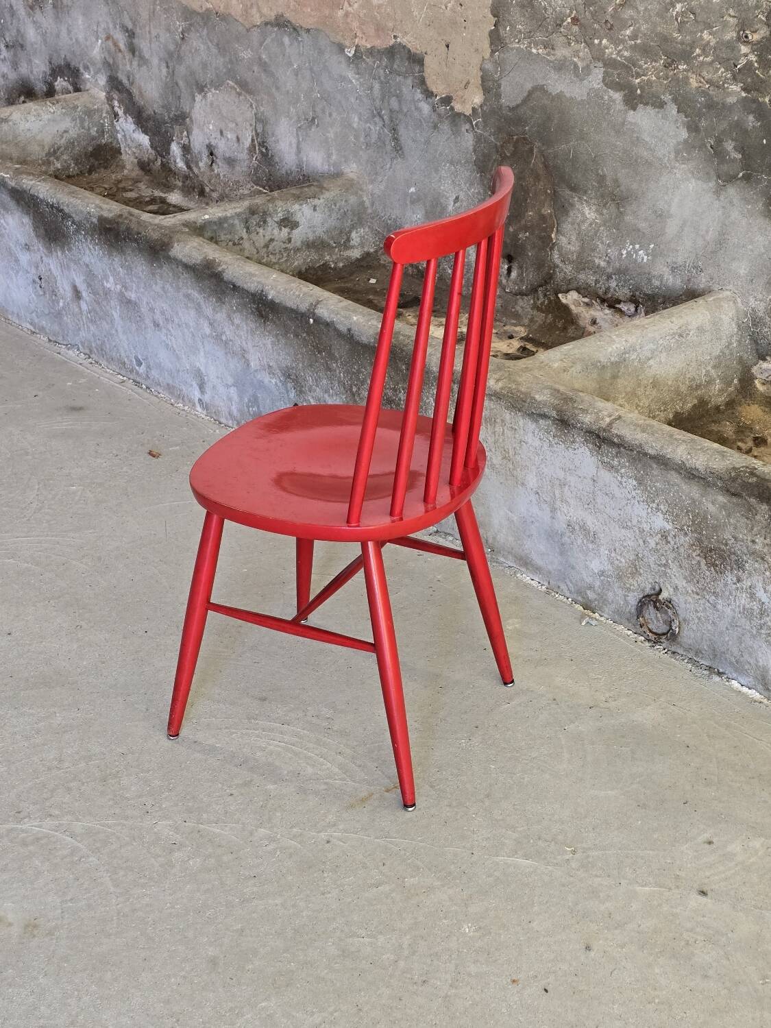 Tapiovaara style red bistro chair
