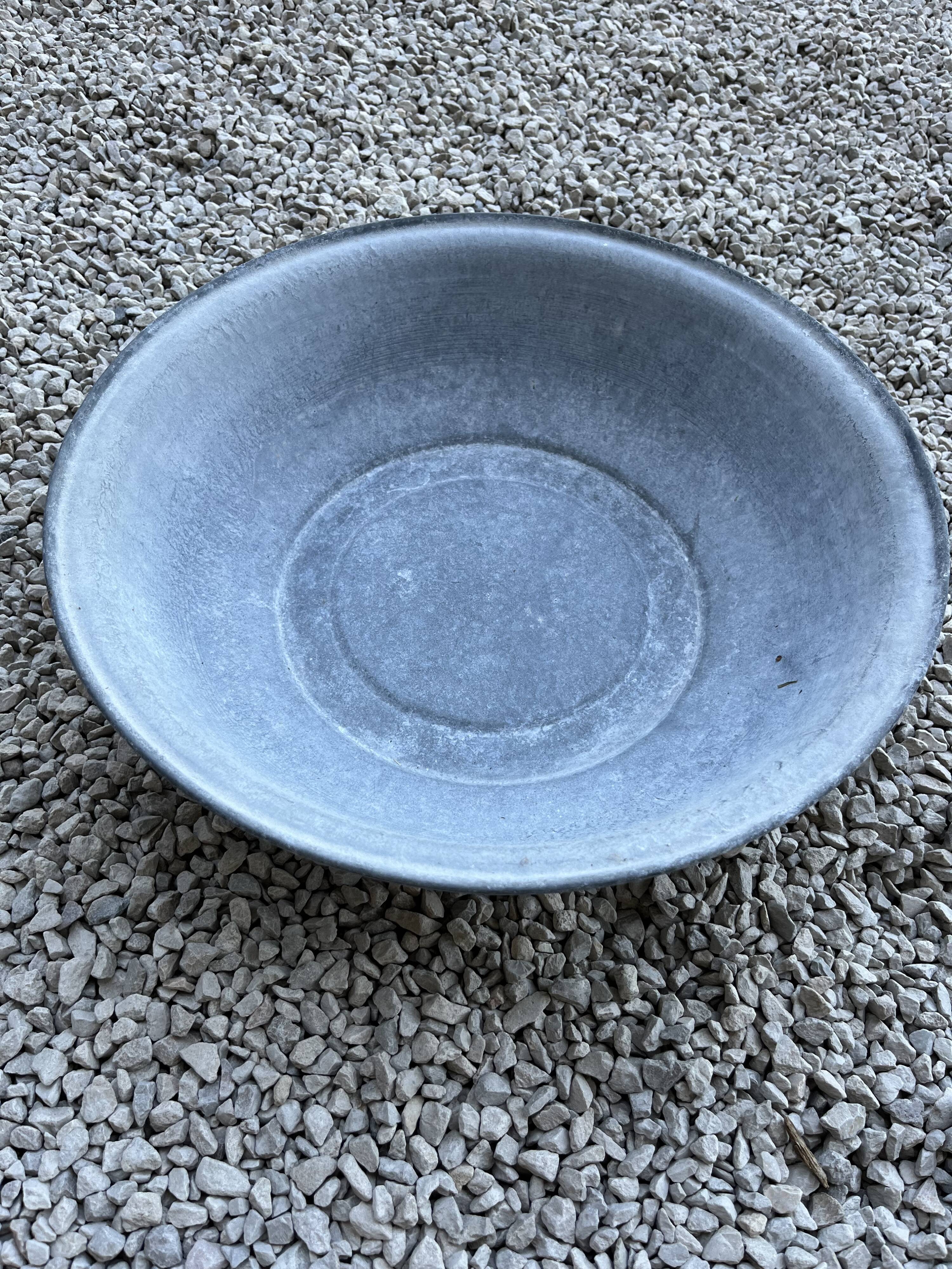 Zinc basin