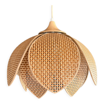 Lotus pendant lamp