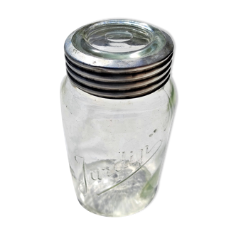 Glass jar