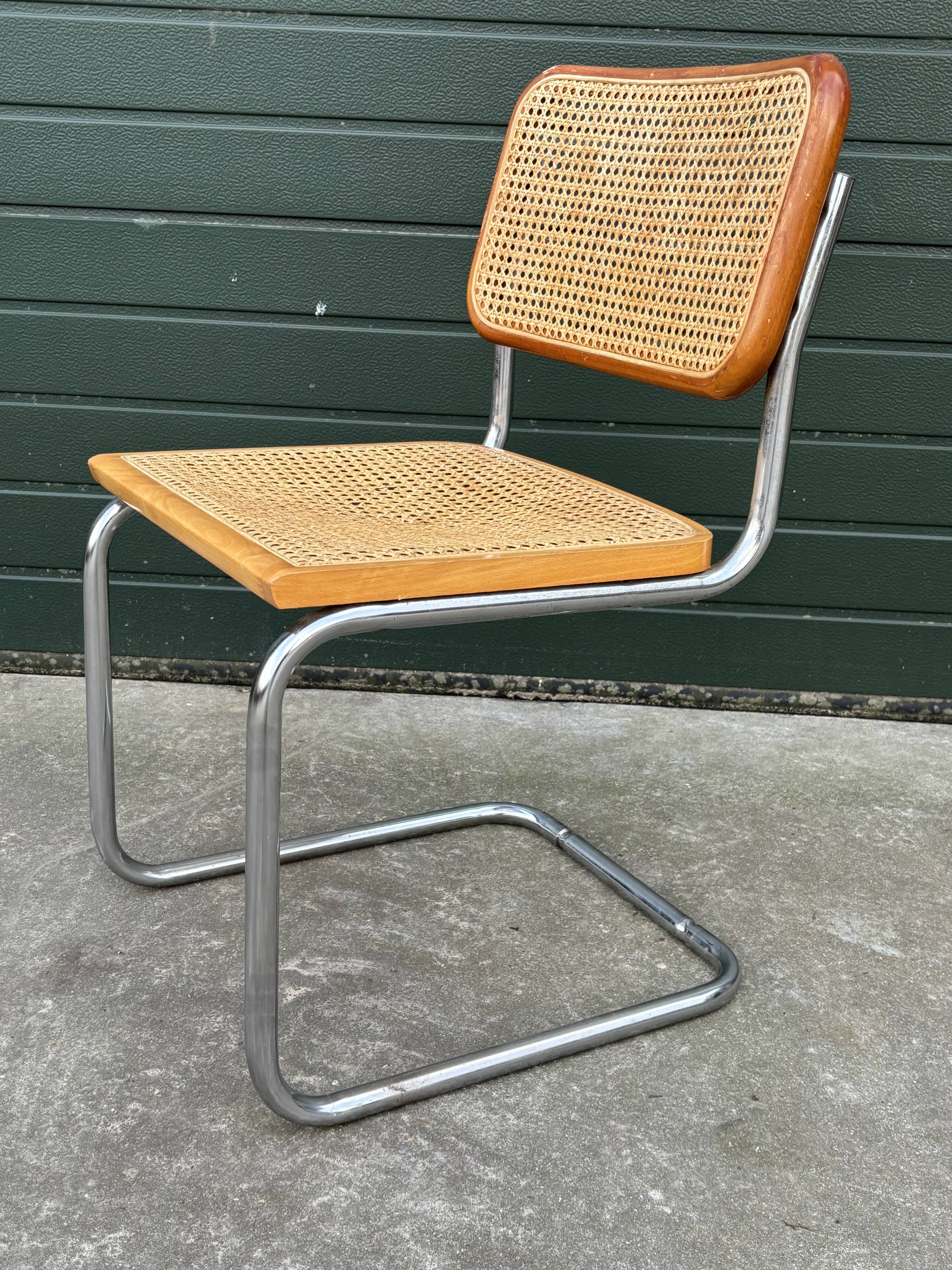 Vintage Cesca design chair b32 chrome model