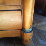 Empire dresser
