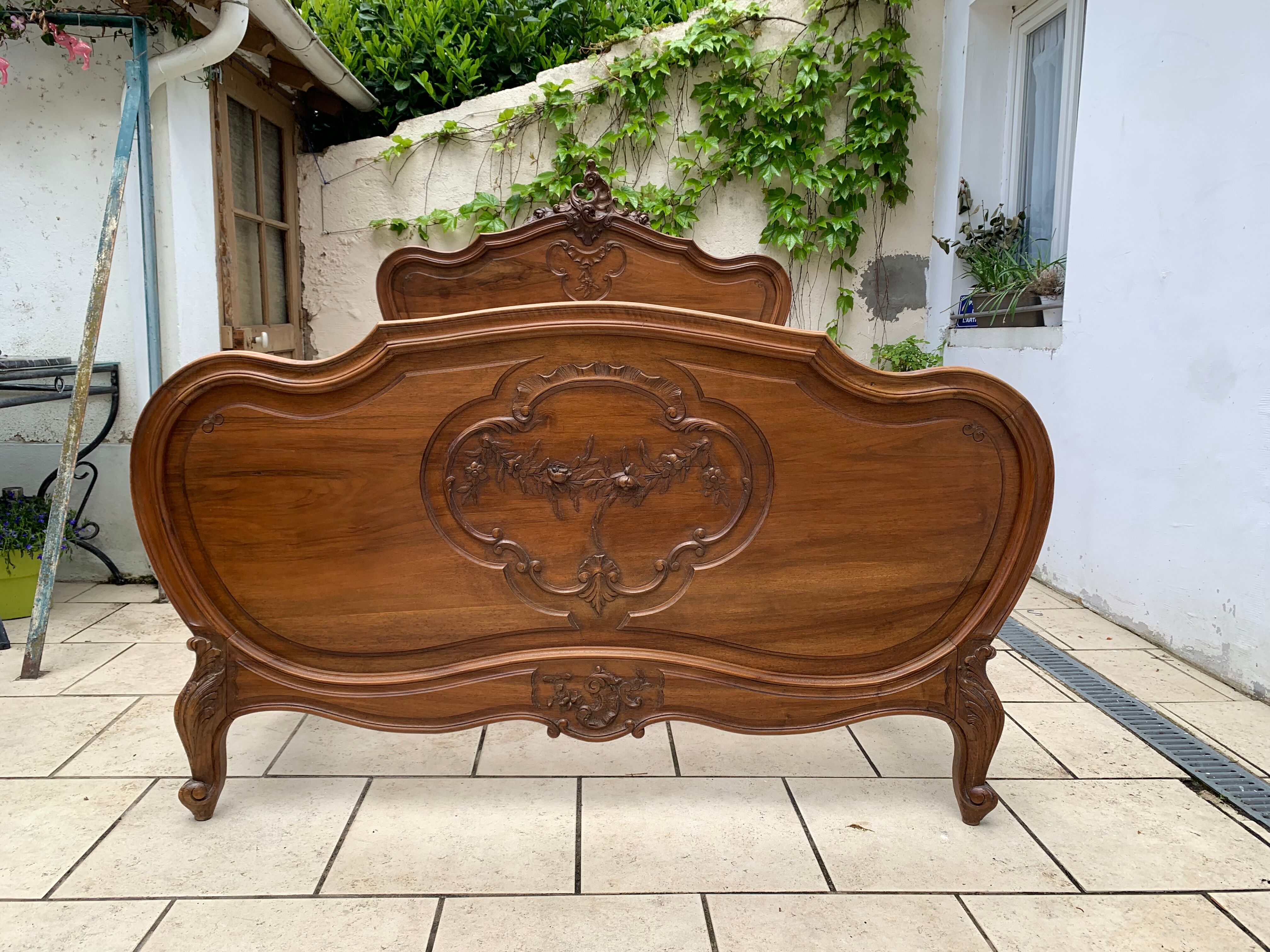 Lit Louis XV