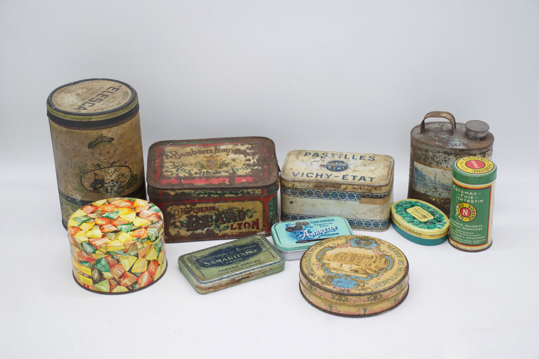Set of eighty-two metal food boxes 1940'