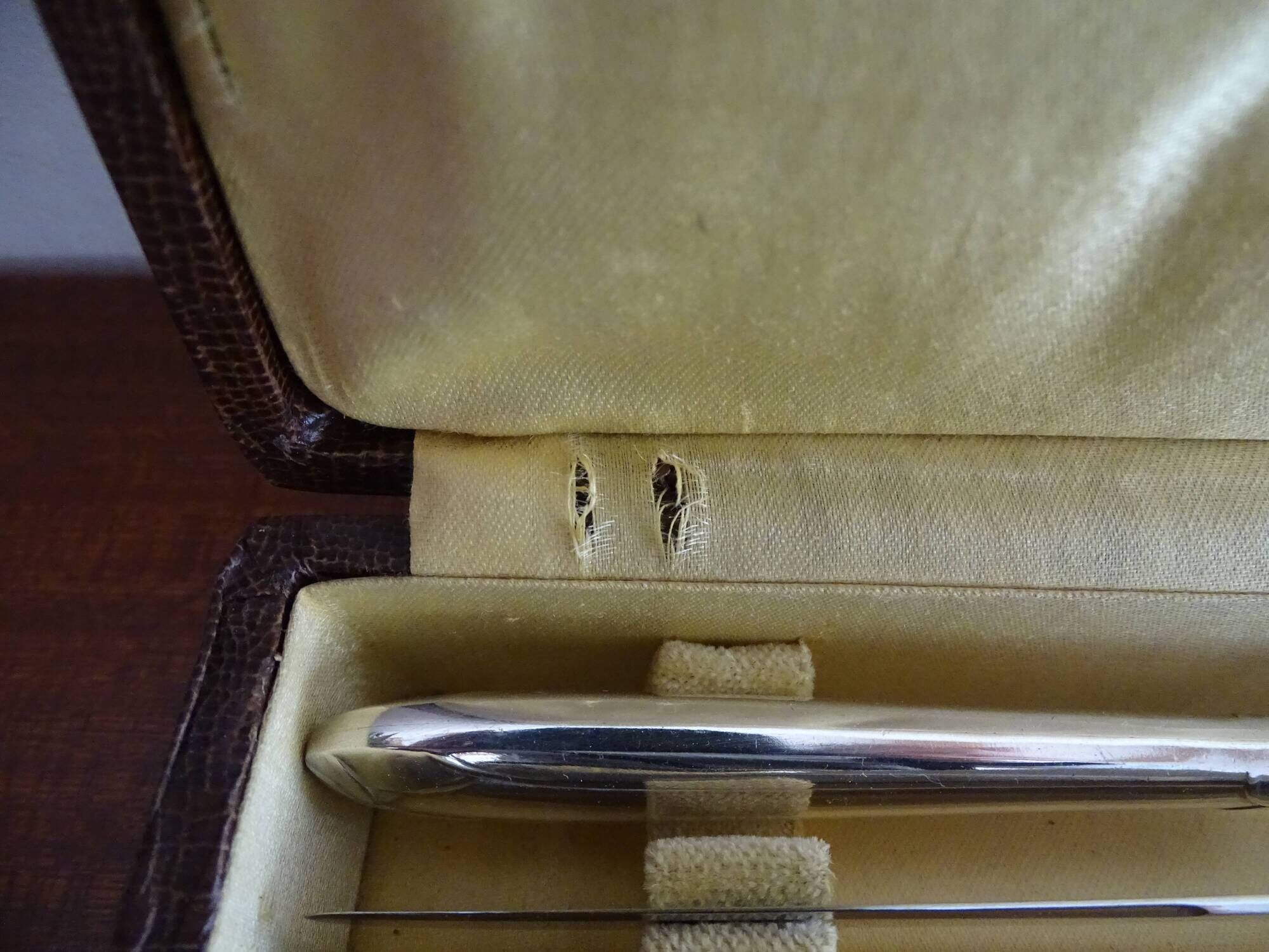 Housewife 24 seats 6 people art deco 1930 silver metal apollo