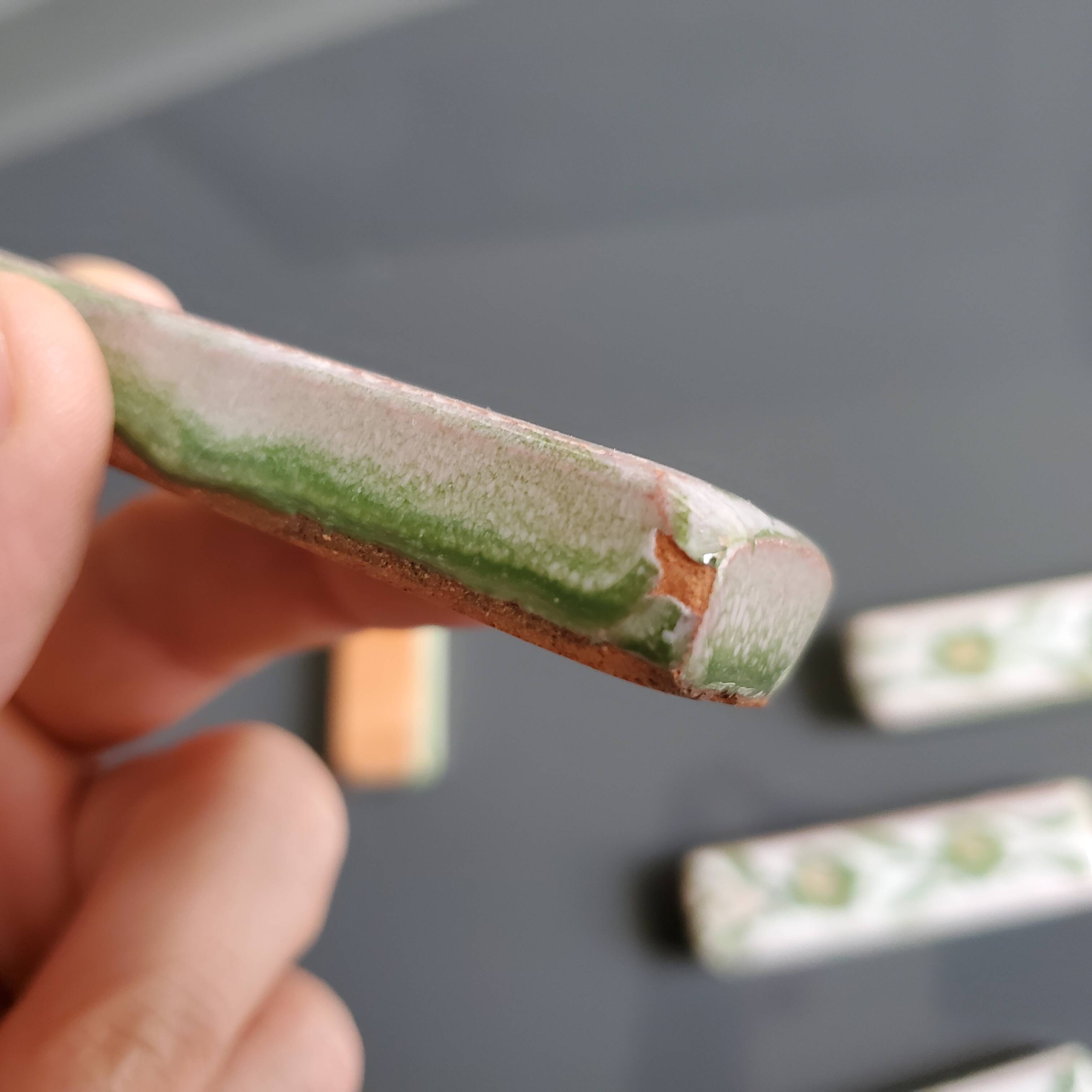 Set of 5 ceramic knife holders