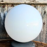 Globe lamp