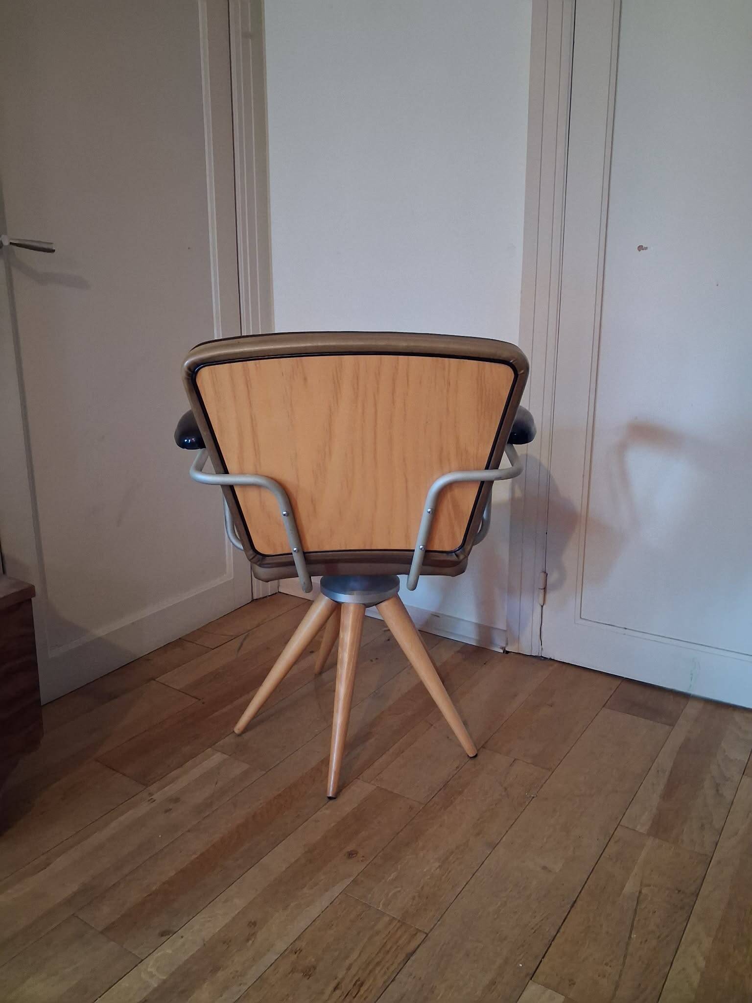 modèle Techno de Philippe Starck, édité par Maletti
