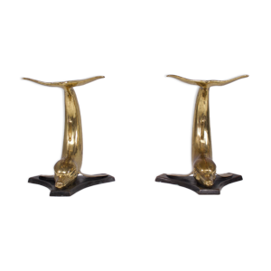 Pieds de consoles aux dauphins