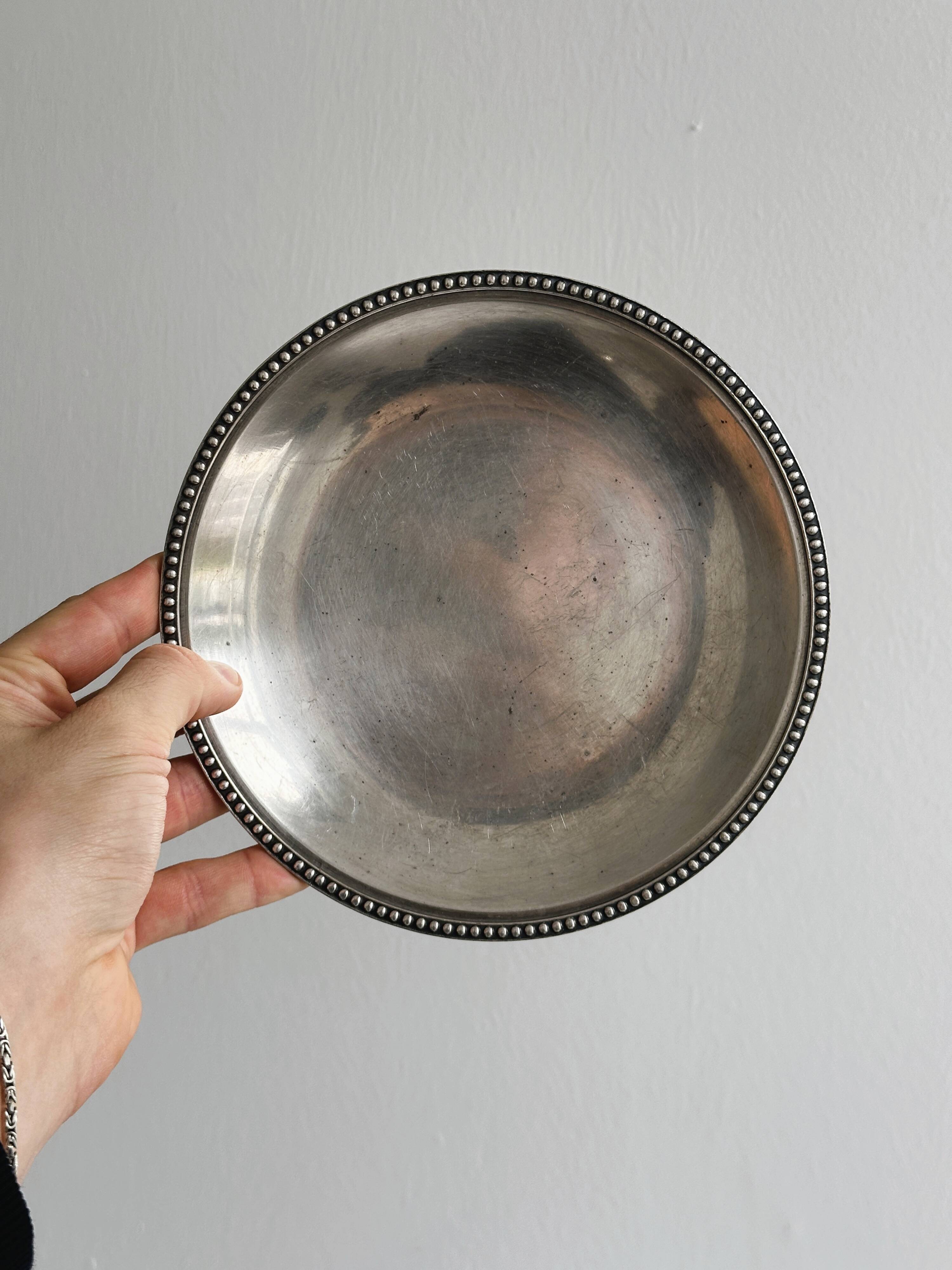 Silver-plated pearl cup